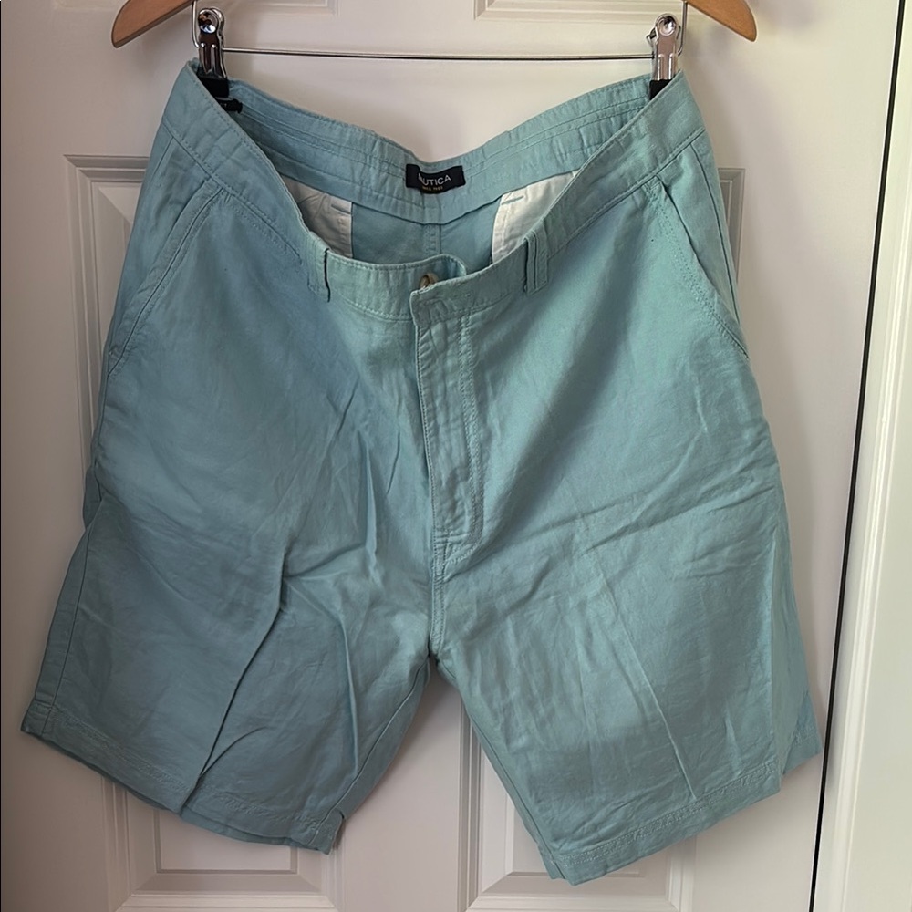 Nautica Men's Light Blue Shorts
